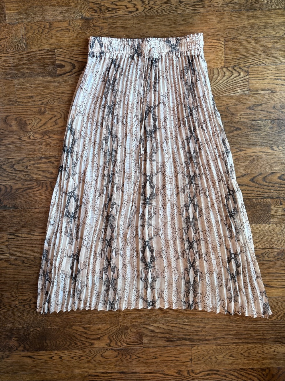 Olivaceous Snake-Print Pleated Midi Skirt | Size Medium